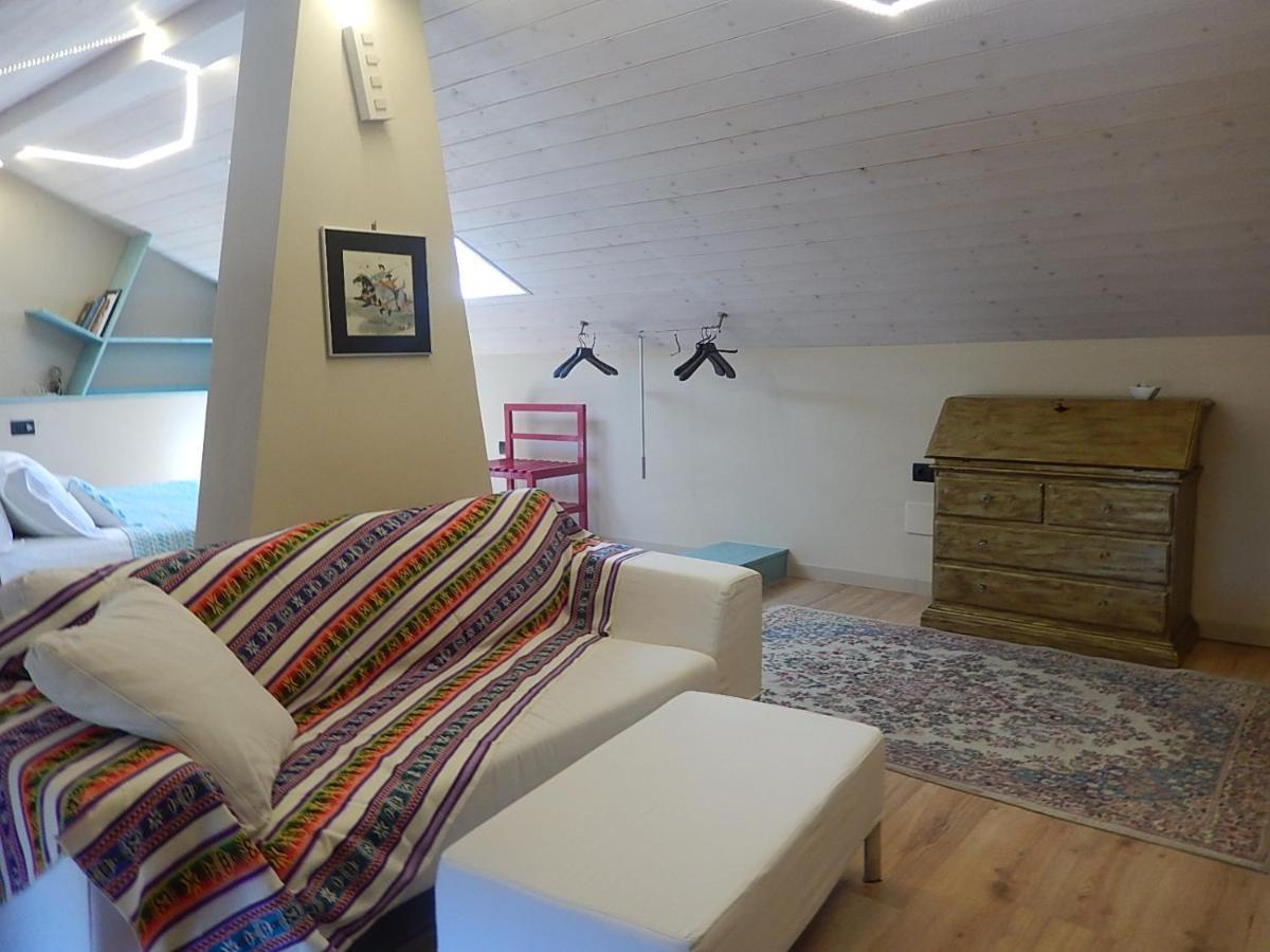 B&B Bionzo16 Calosso Екстериор снимка