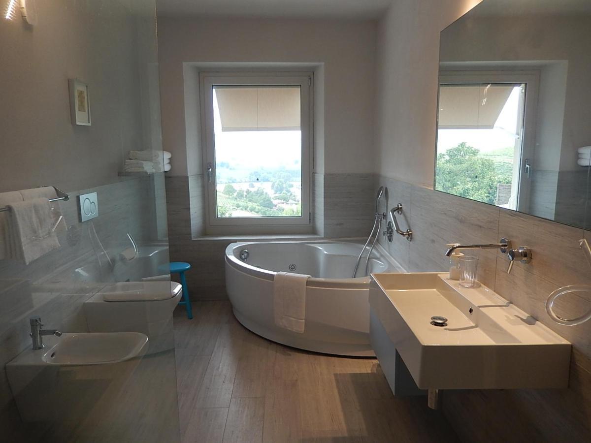 B&B Bionzo16 Calosso Екстериор снимка